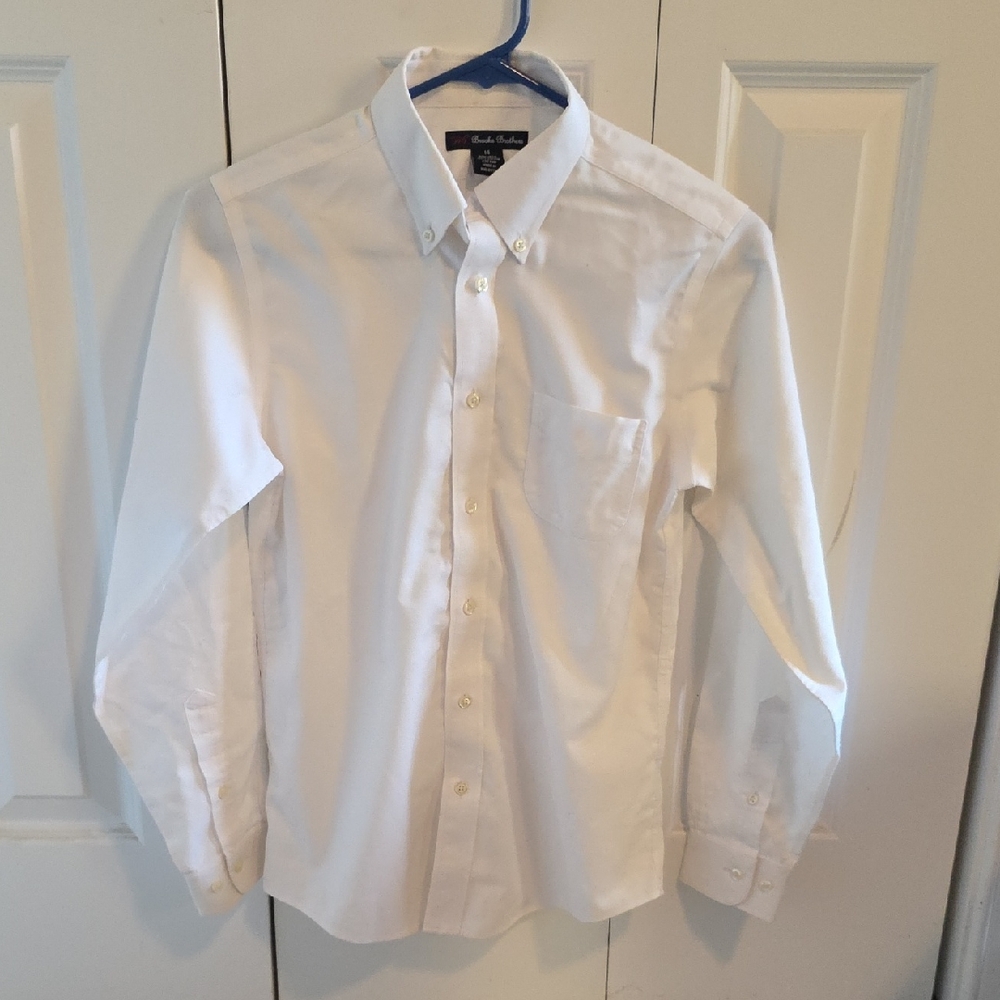 Brooks Brothers Elegant White Dress Shirt